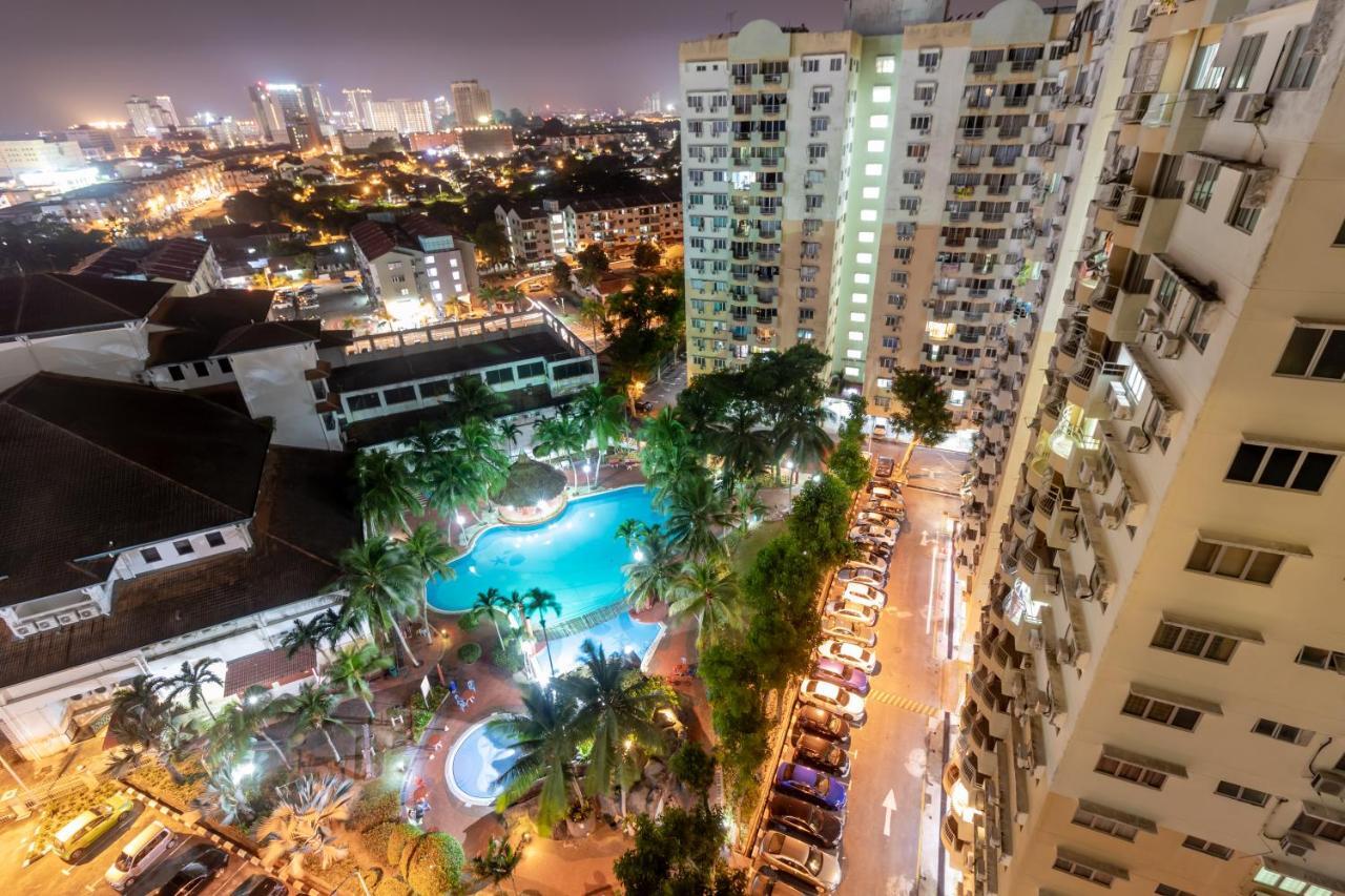 Condo At Melaka Raya By Idealhub Екстериор снимка