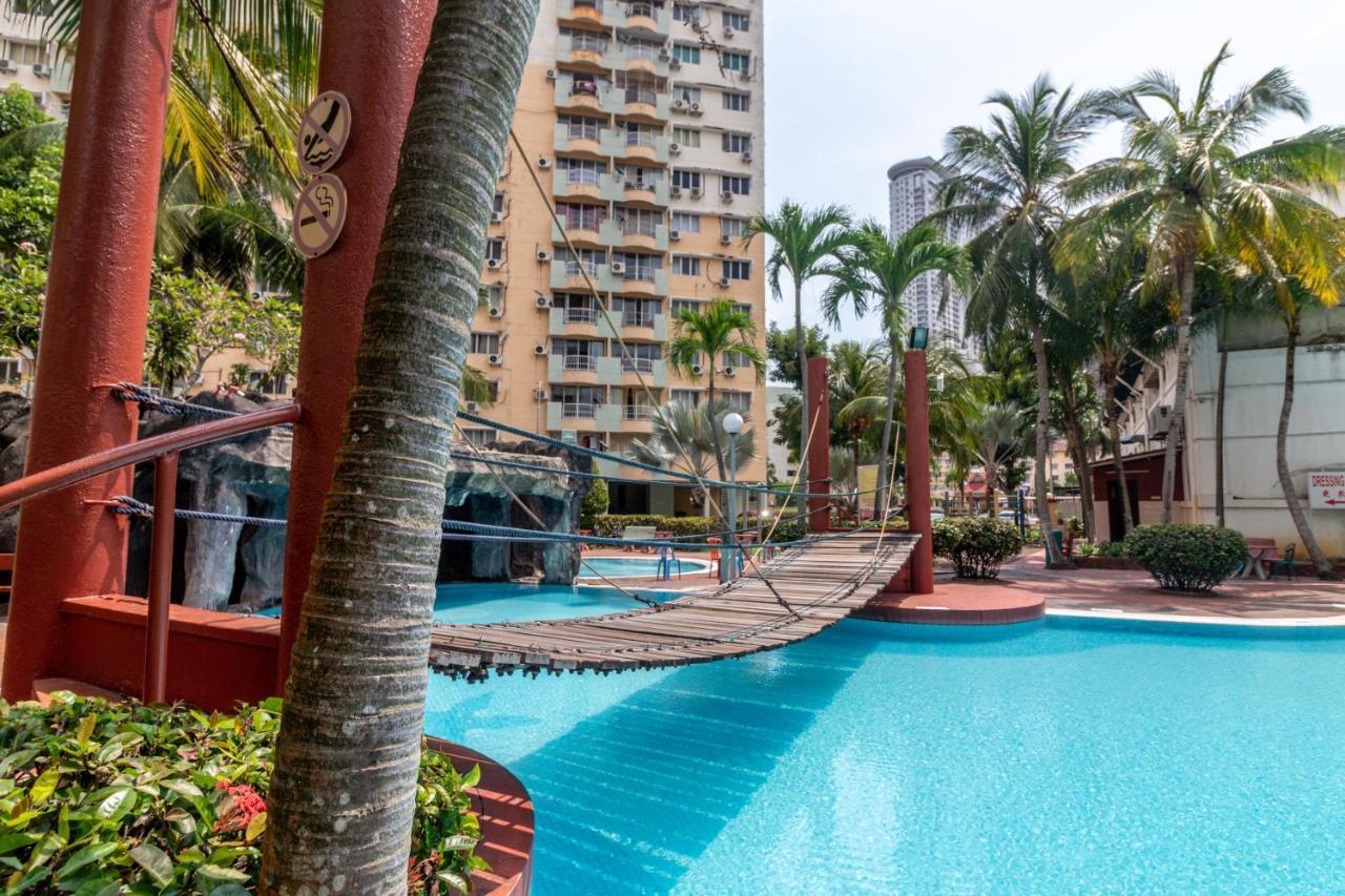 Condo At Melaka Raya By Idealhub Екстериор снимка